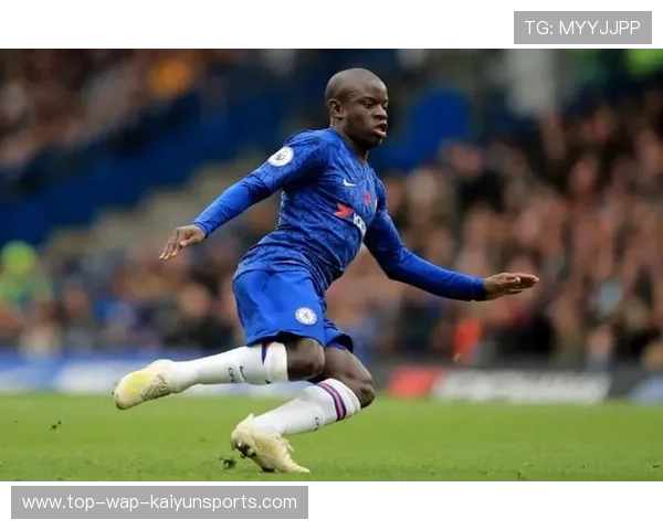 巴黎中路连续转移制造巨大空间，让对手难以闪躲